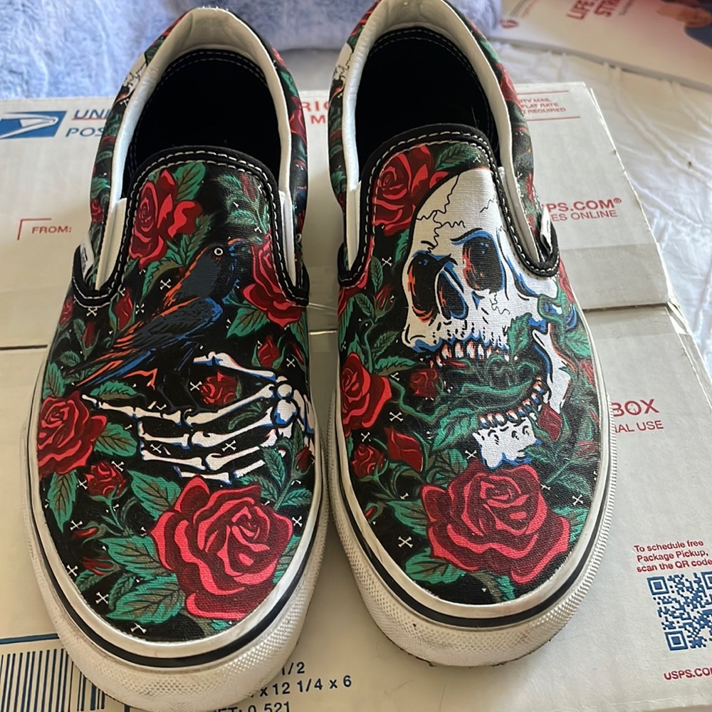 Size 7 1/2 VANS
